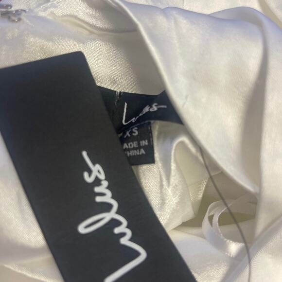 LULU'S XS Ivory Adoring Angel Wide-Leg Sleeveless Satin Halter Jumpsuit b87 flaw - Picture 9 of 13